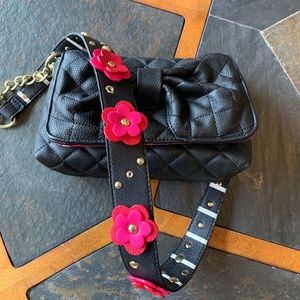 Betsey Johnson Big Bow Shoulder Bag w Guitar Strap